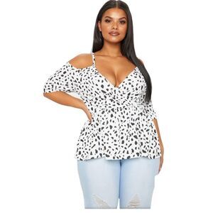 Pretty Little Thing Dalmatian Cold Shoulder Top Size 16 NWT